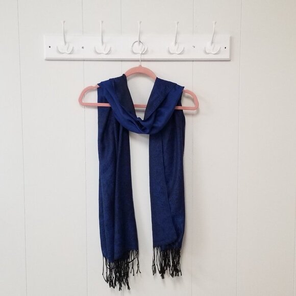 BUNDLE of 4 Lovely Scarfs/Wraps/Shawls - Picture 4 of 9